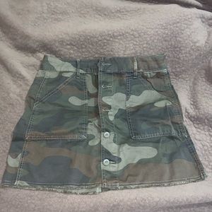 Camo AE Hi Rise Skirt